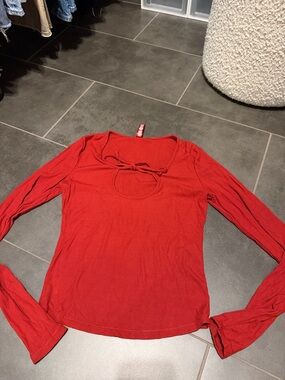 SKIMS Women’s Red Long-Sleeve Tie-Neck Top